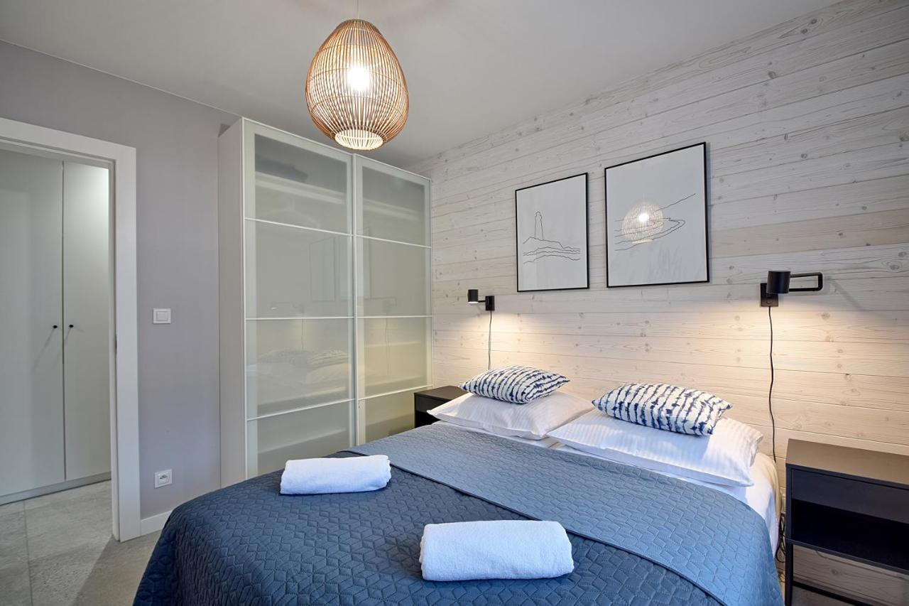 E-Apartament Nad Morzem Apartamentuj Мельно Экстерьер фото